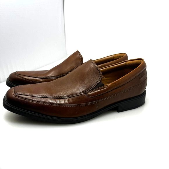 Clarks Cushionaire Tilden Free Laofers Style 22261 Size 9 in Dark Tan Leather - Picture 1 of 6